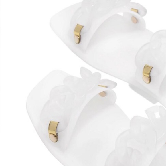 !! NEW !! Jelly Slide Sandals with Chain Detail in Matte White - Picture 3 of 11